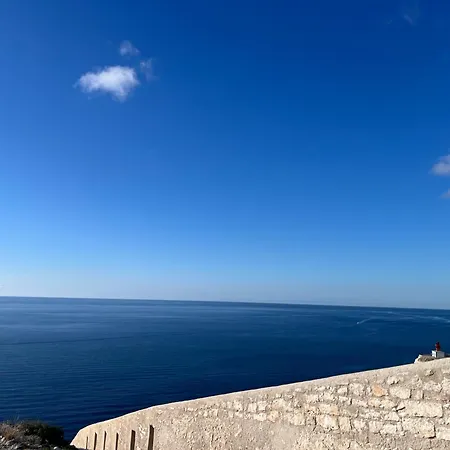 F2 Vecchio Vue Sur Les Salines *