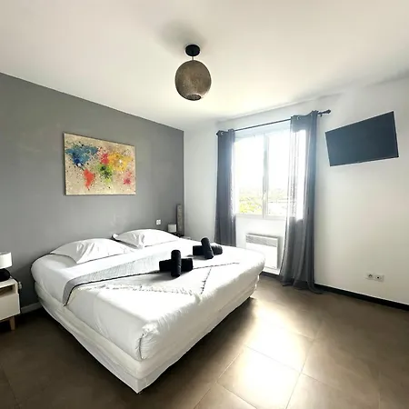 F2 Vecchio Vue Sur Les Salines