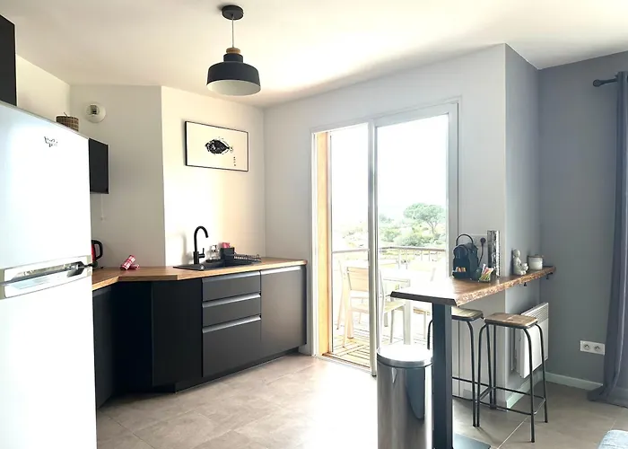 F2 Vecchio Vue Sur Les Salines Apartamento